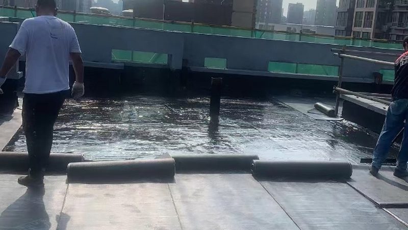 根据上述因素，JS防水涂料一平方的用量大致如下：