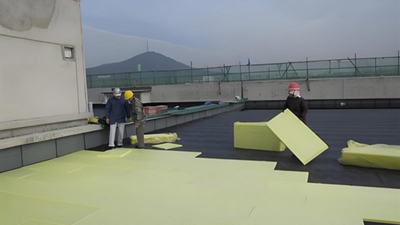 非固化防水涂料一平米成本解析：揭秘价格背后的因素**
