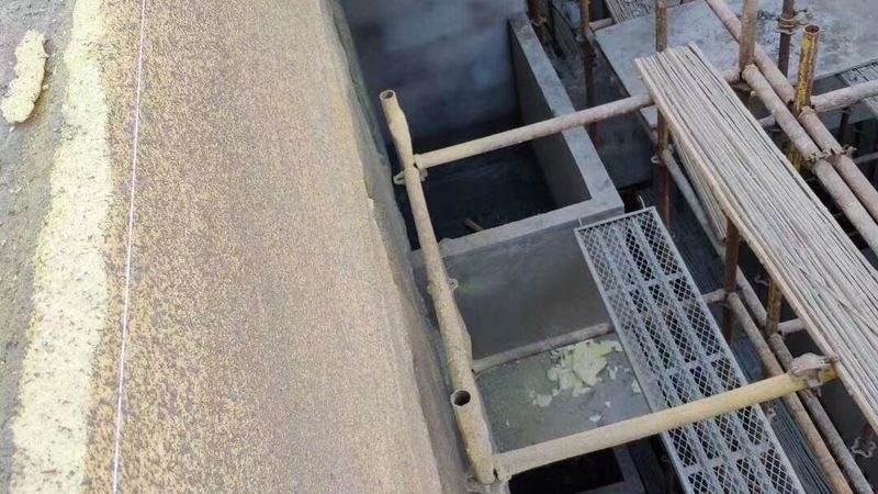 SBS防水卷材定制价格受多种因素影响，主要包括以下几方面：