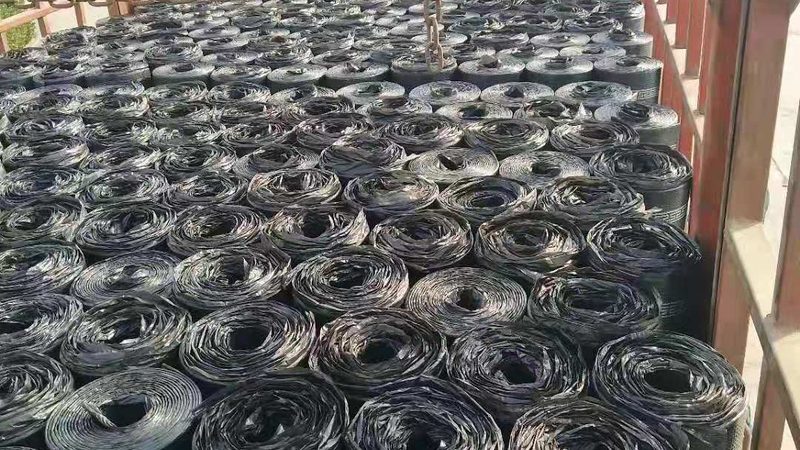 聚氨酯防水涂料：揭秘其性能与选购要点